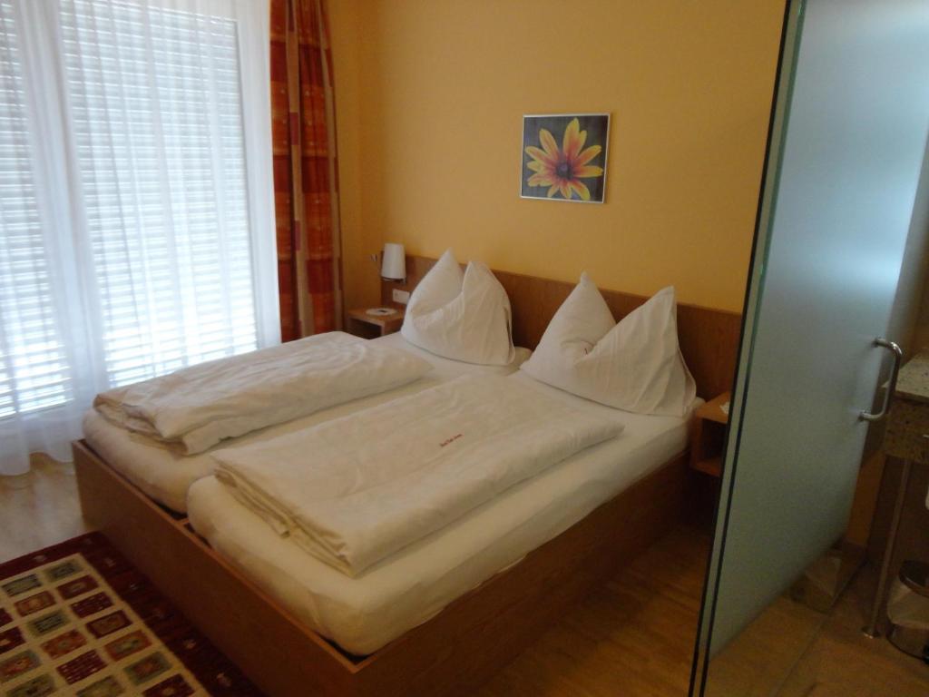 Hotel Cafe Lorenz Hohenems Pokój zdjęcie